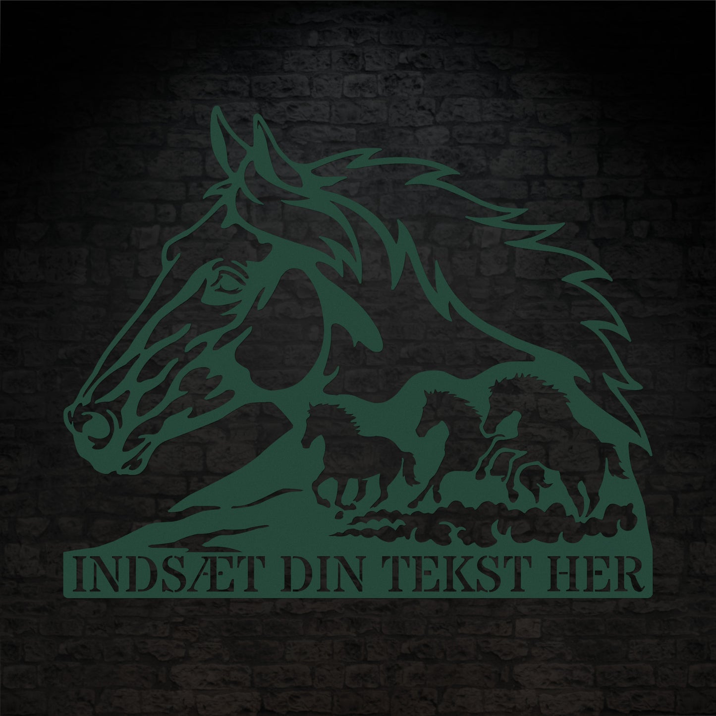 Personlig hestesilhouet metal vægskilt med tekst. Unik gaveidé til hestepigen