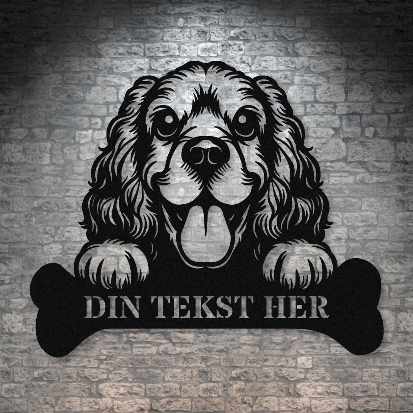 Cocker Spaniel metalskilt i sort med personlig tekst. Hundeejer navneskilt gaveidé