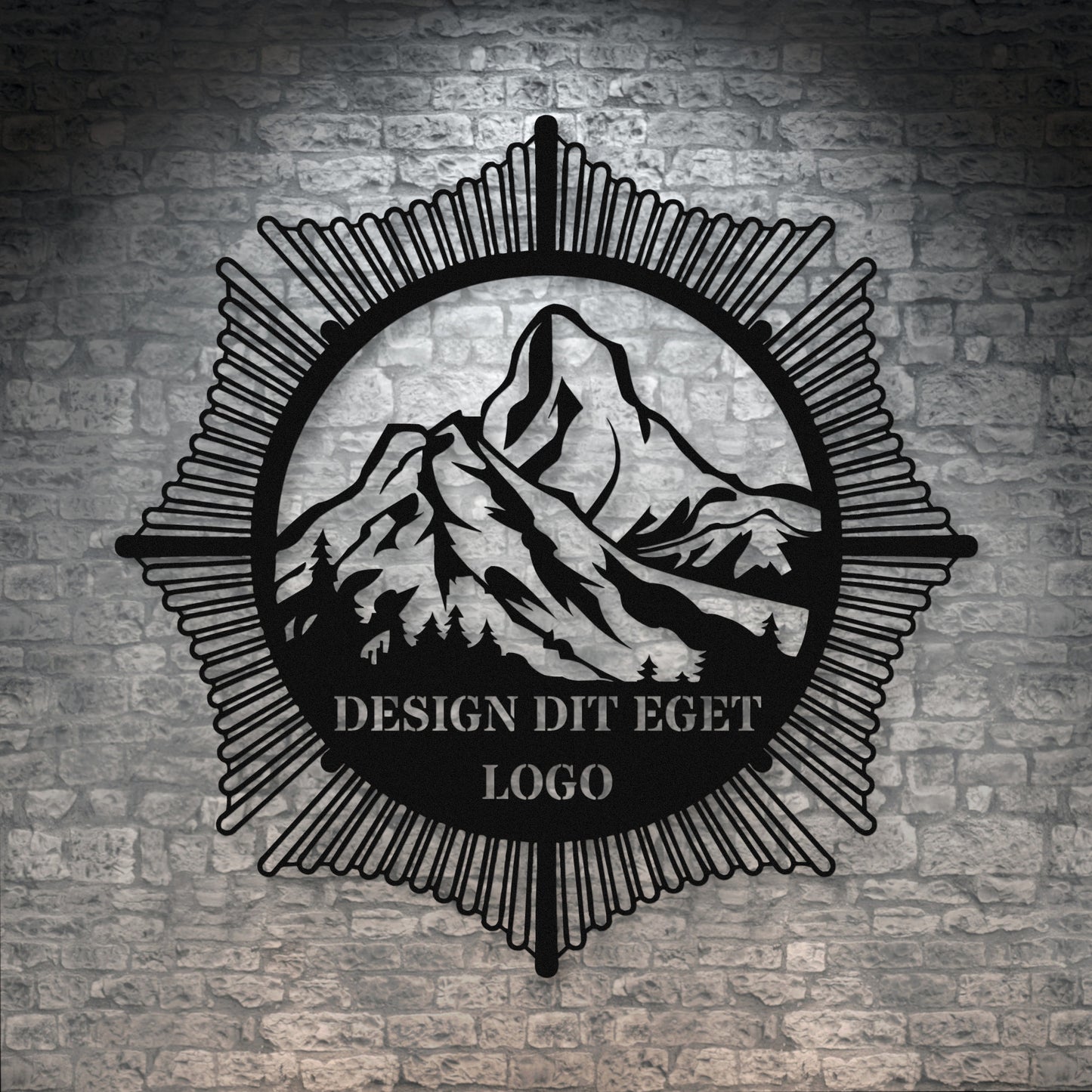 Design dit eget metalskilt i sort med personlig tekst eller navn