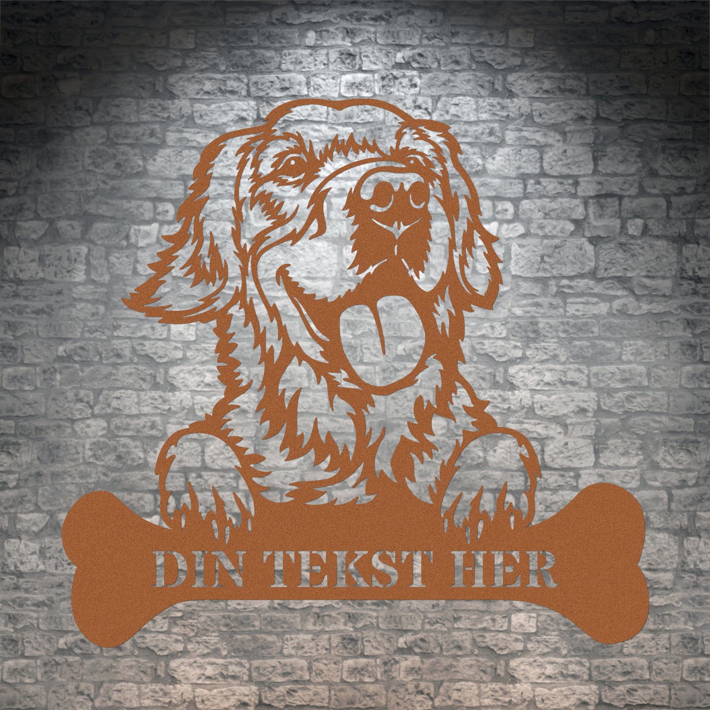 Golden retriever metalskilt i brun med personlig tekst. Hundeejer navneskilt gaveidé