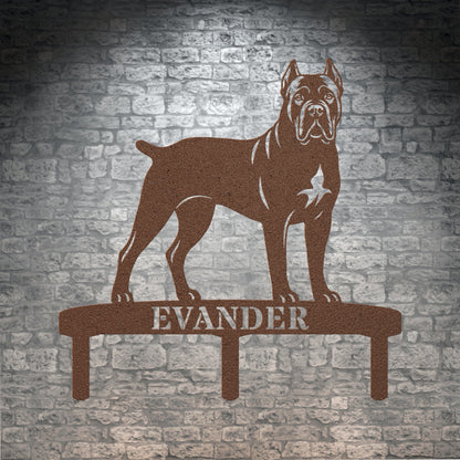 Personlig Cane Corso metalskilt til haven med hundenavn