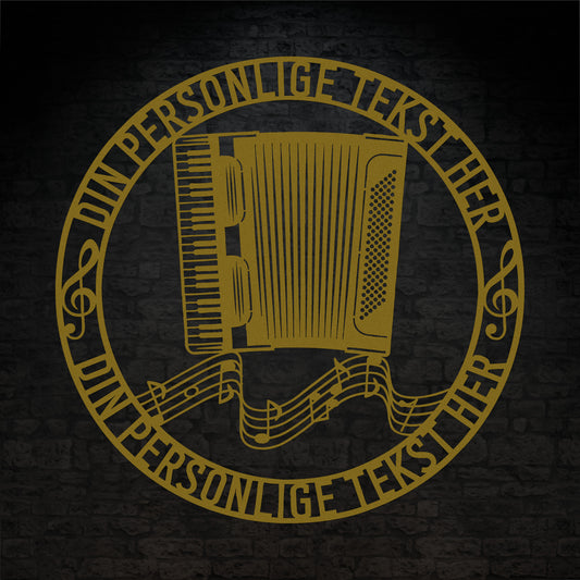 Akkordeon metal vægskilt i guld med personlig tekst. Unik musiker gaveidé