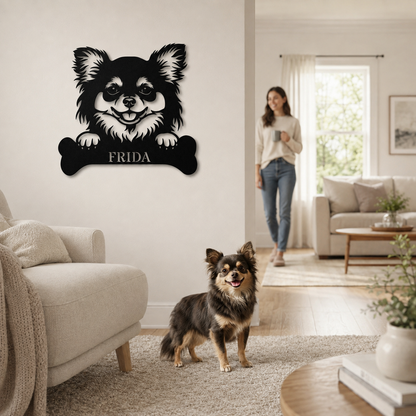 Langhåret Chihuahua. Sjov metalskilt med personlig tekst