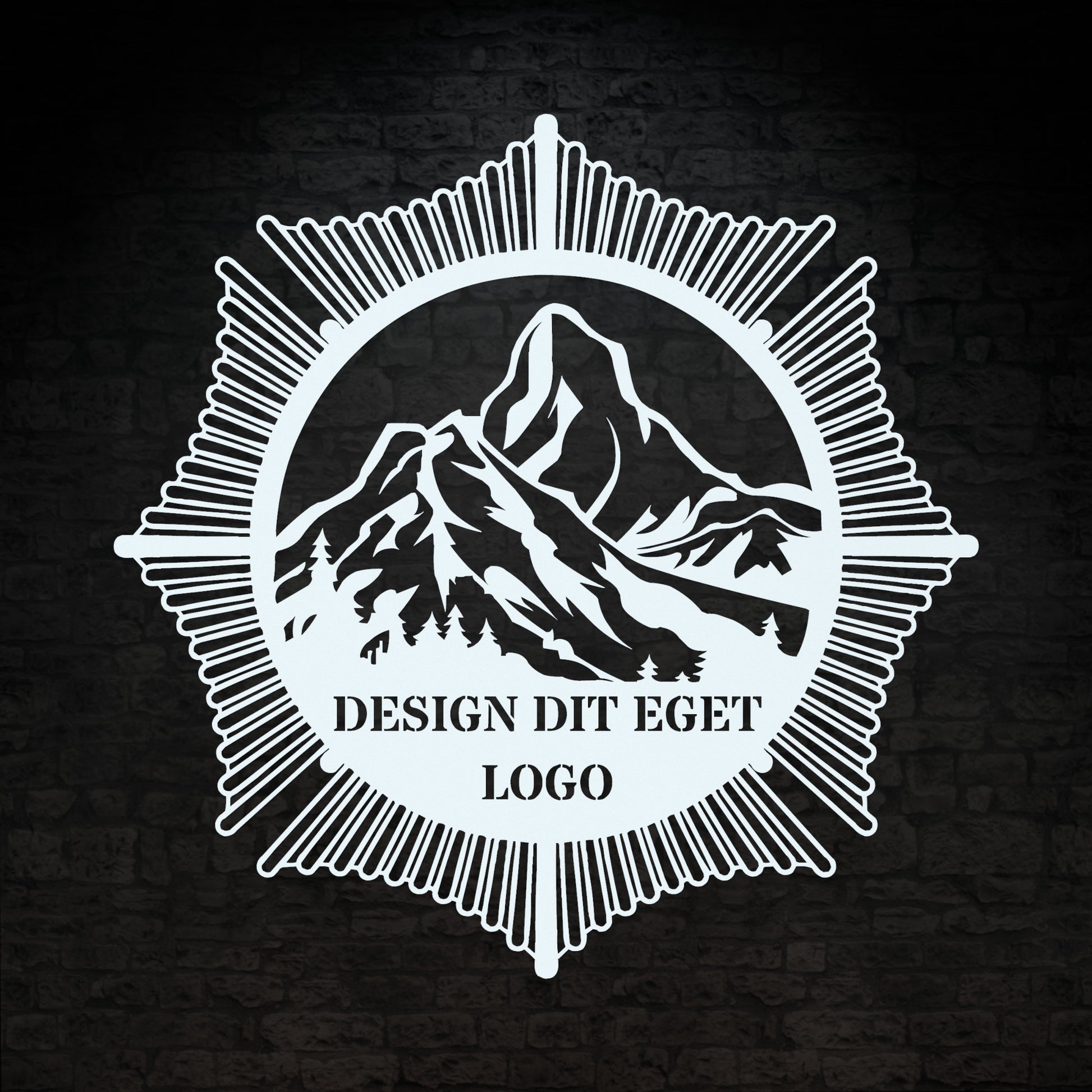 Design dit eget metalskilt i hvid med personlig tekst eller navn