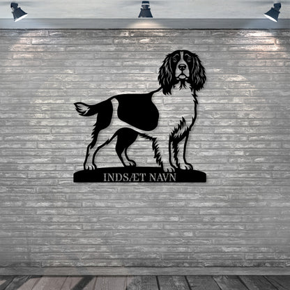 Engelsk Springer Spaniel metalskilt med personlig tekst..