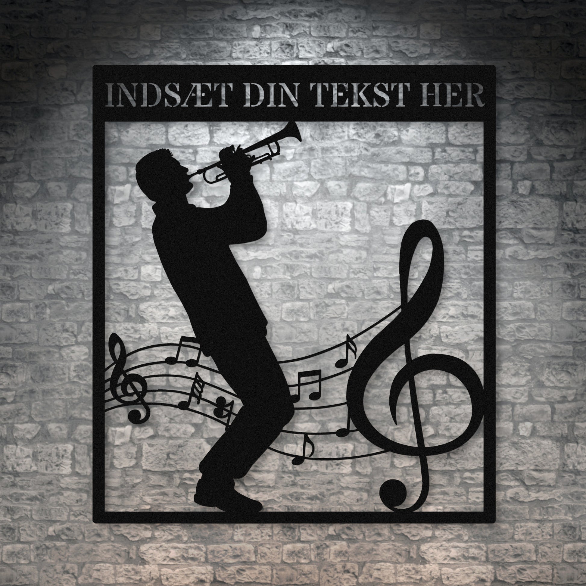 Firkantet trompetist metal vægskilt i sort med personlig tekst. Unik musiker gaveidé