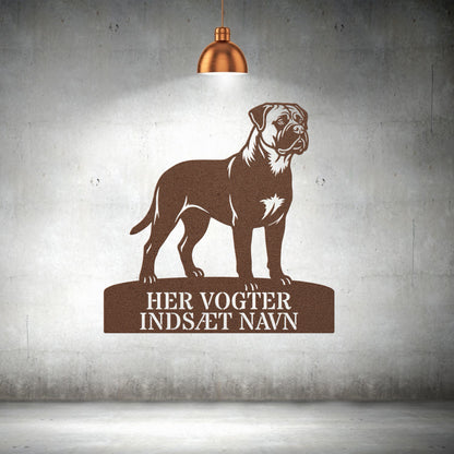 Her vogter jeg. Brun Bullmastiff metal navneskilt....