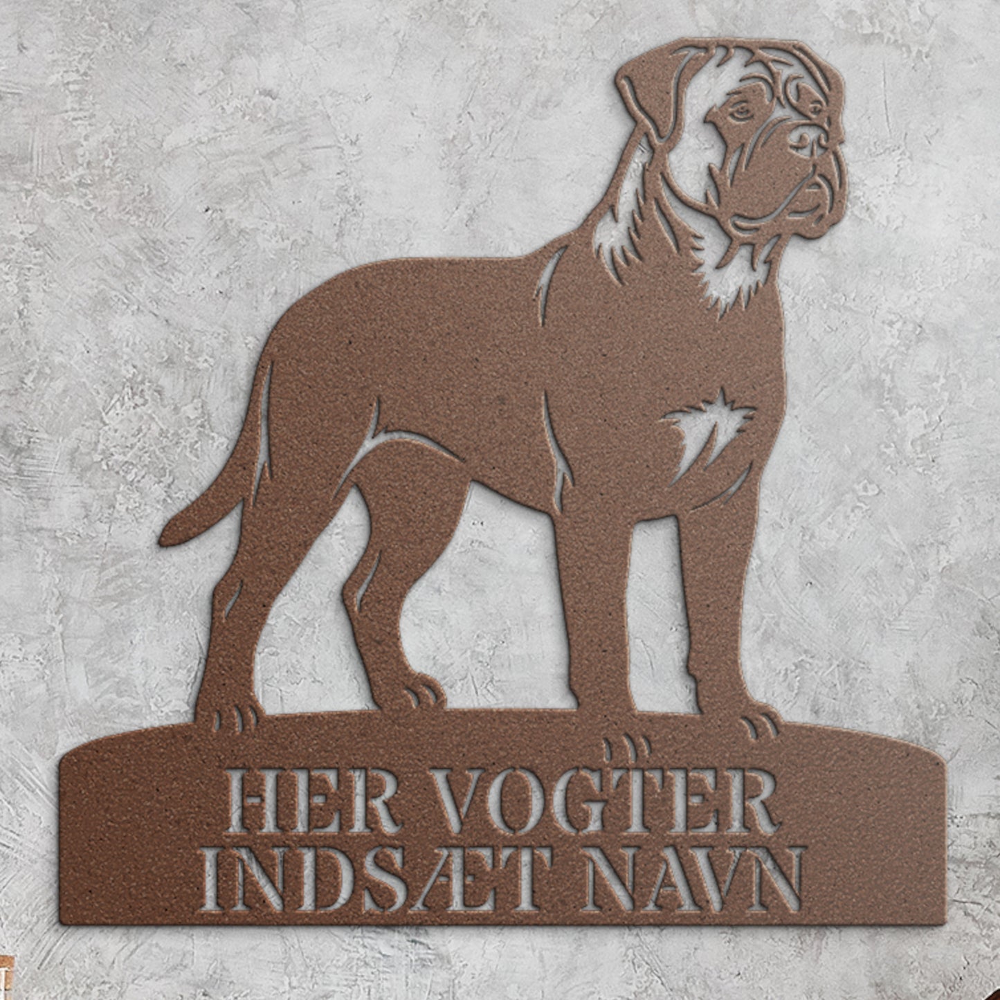 Her vogter jeg. Brun Bullmastiff metal navneskilt..