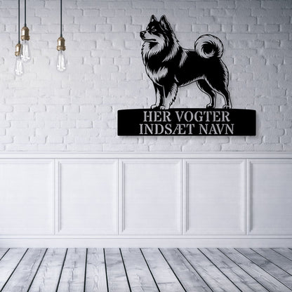 Her vogter jeg. Mittelspitz metalskilt med personlig navn. Unik hundeejer gaveide...