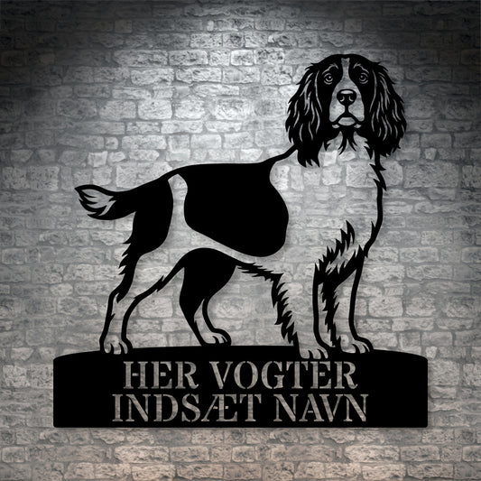 Her vogter jeg. Personlig Engelsk Springer Spaniel metal navneskilt