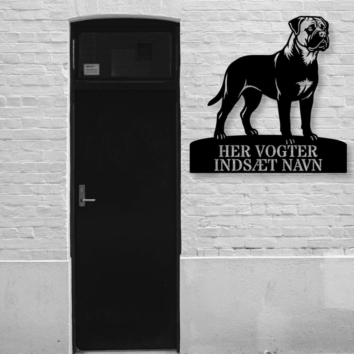 Her vogter jeg. mørk Bullmastiff metal navneskilt....