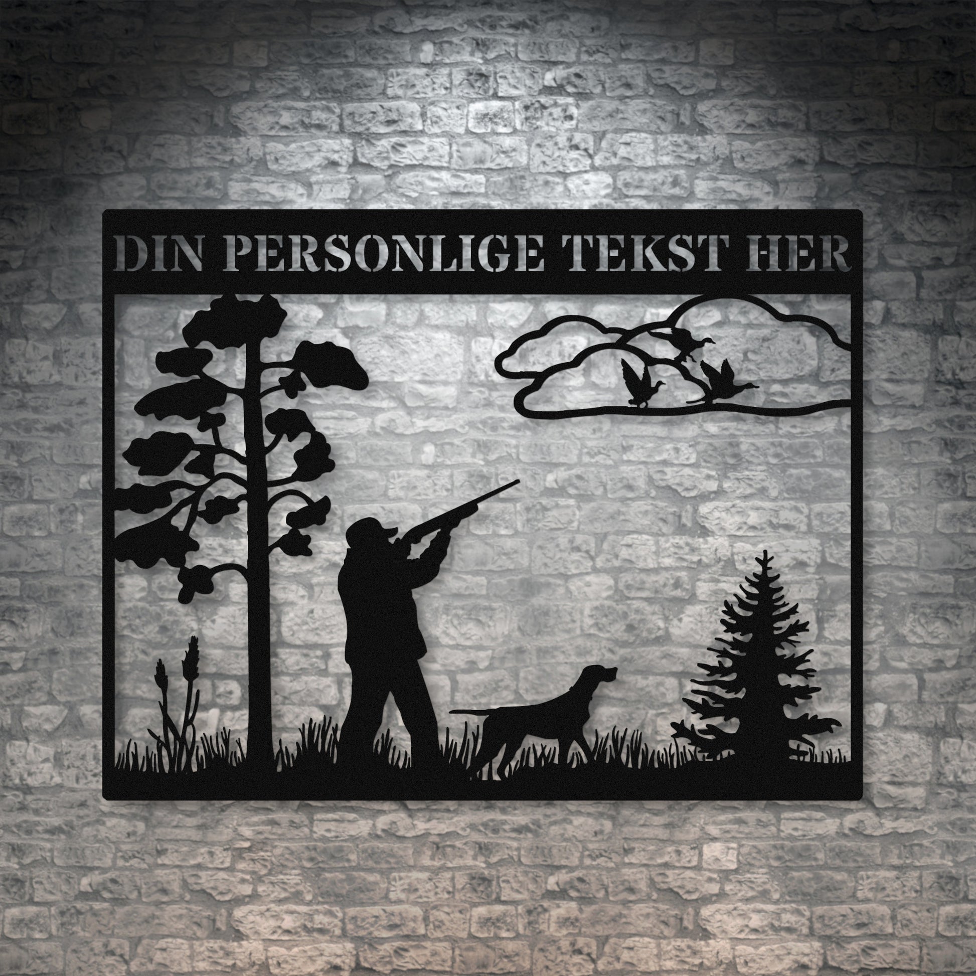 Jæger og jagthund sort metalskilt med personlig navn og tekst