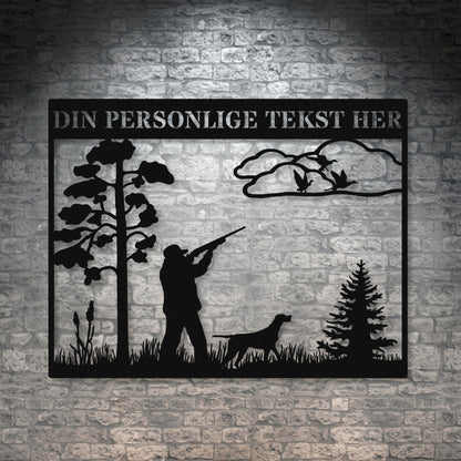 Jæger og jagthund sort metalskilt med personlig navn og tekst