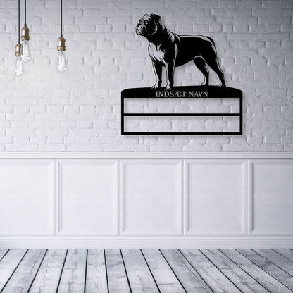 Laserskåret Amerikansk Bulldog væg metalskilt med personlig tekst til rosetter. Unik Gaveide til hundeejer...