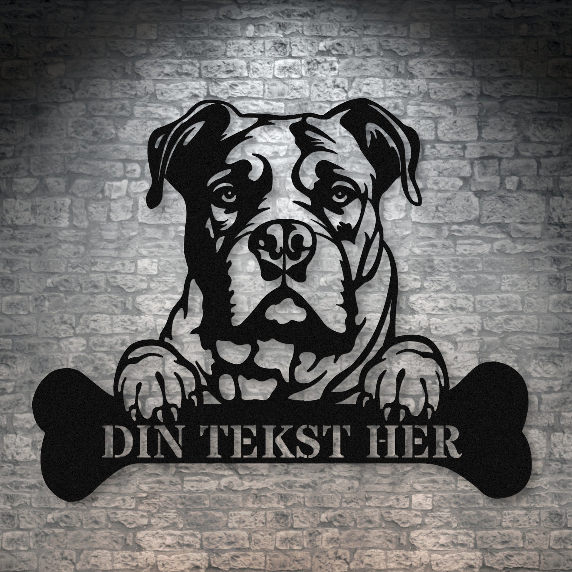 Personlig Amerikansk Bulldog hunde metalskilt i sort med personlig tekst. Hundeejer gaveidé