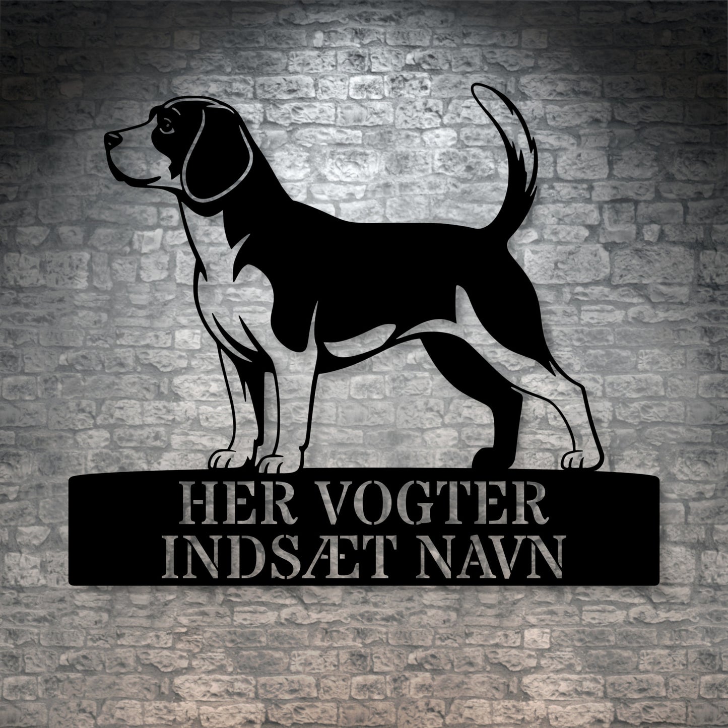 Personlig Beagle her vogter jeg væg metalskilt med personlig tekst. Unik hundeejer gaveide