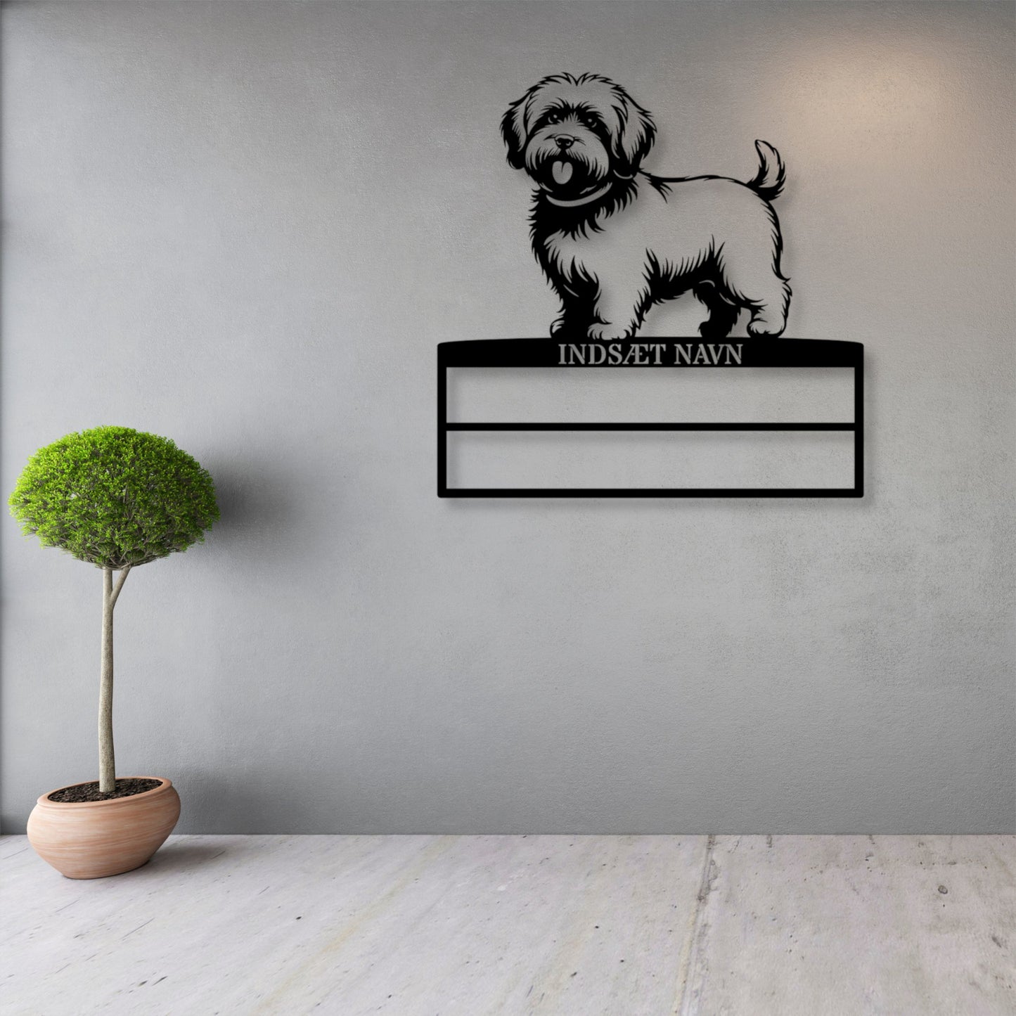 Personlig Bomuldshund væg metalskilt med personlig tekst til rosetter. Unik Gaveide til hundeejer.