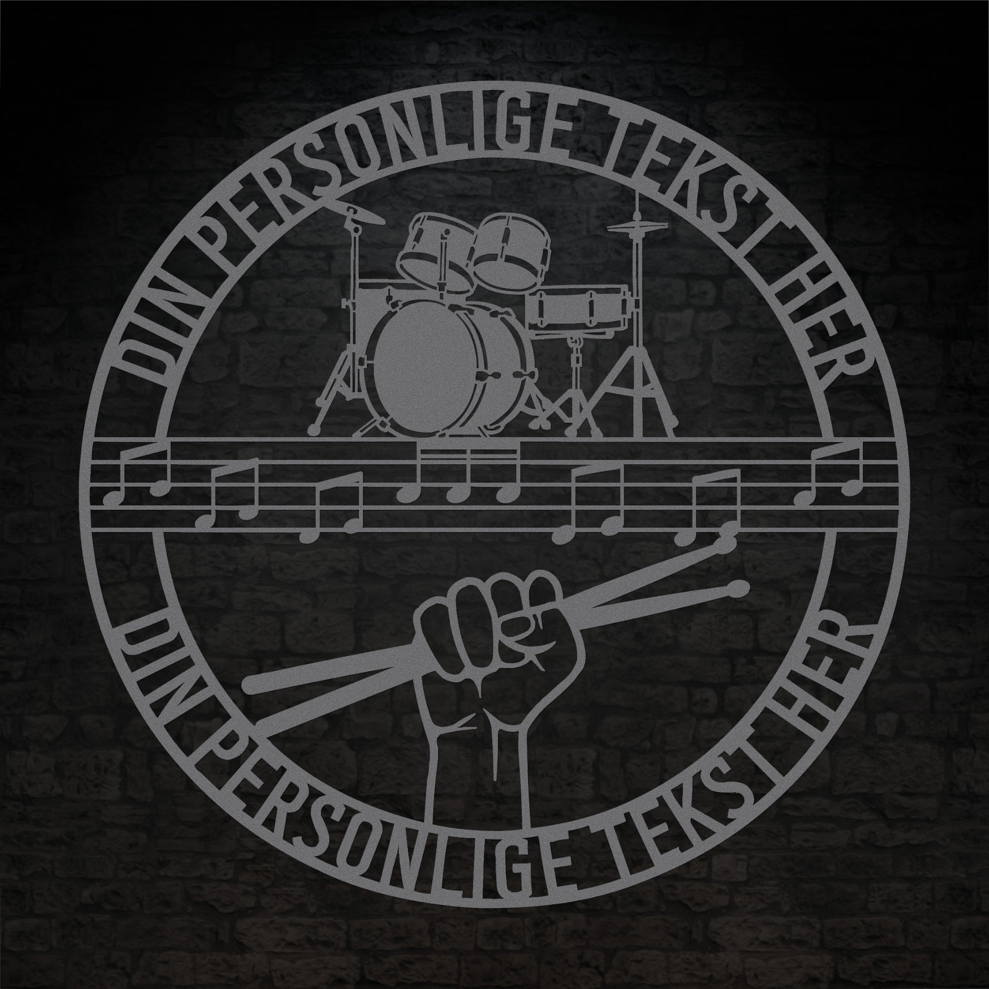 Personlig Musiker metal vægskilt i sølv med tekst. Unik gaveidé til trommeslageren