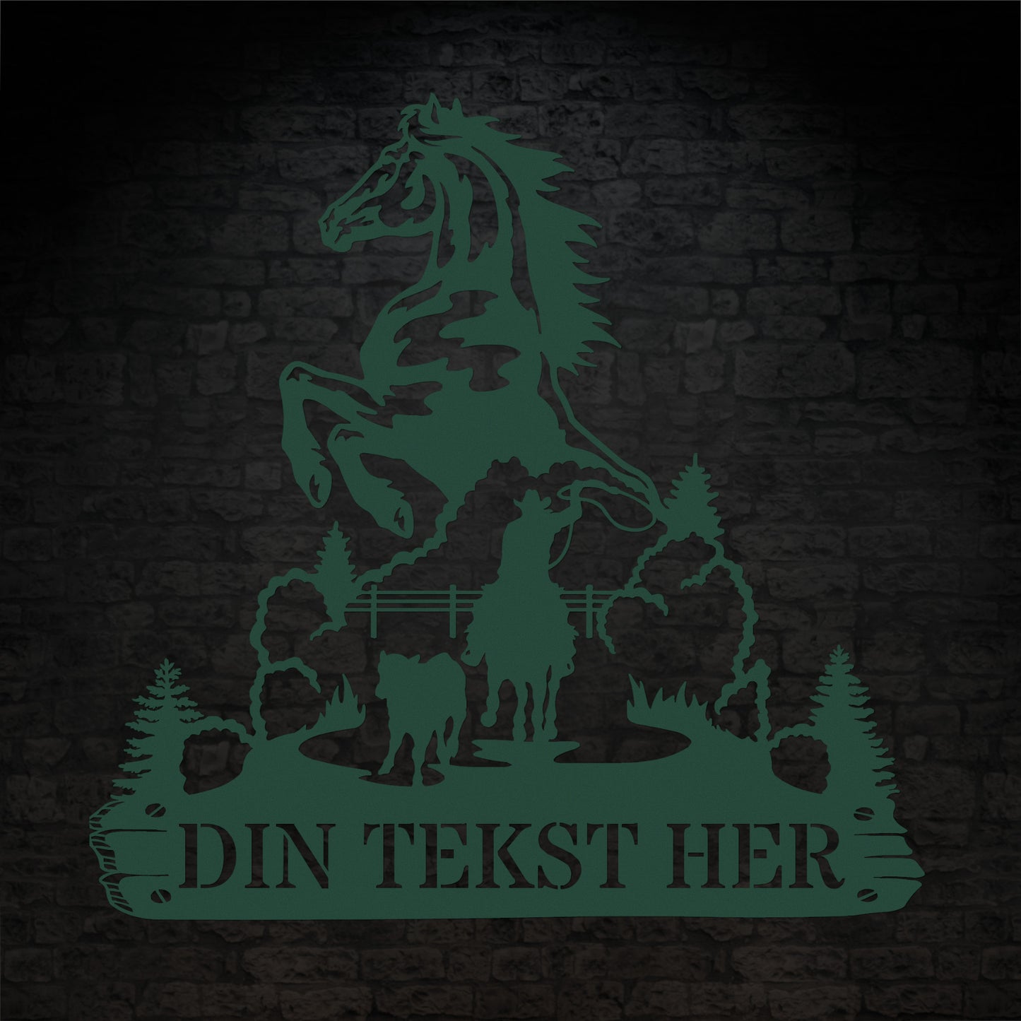 Personlig hest og cowboy metal vægskilt i grøn med tekst. Unik display til hestestalden