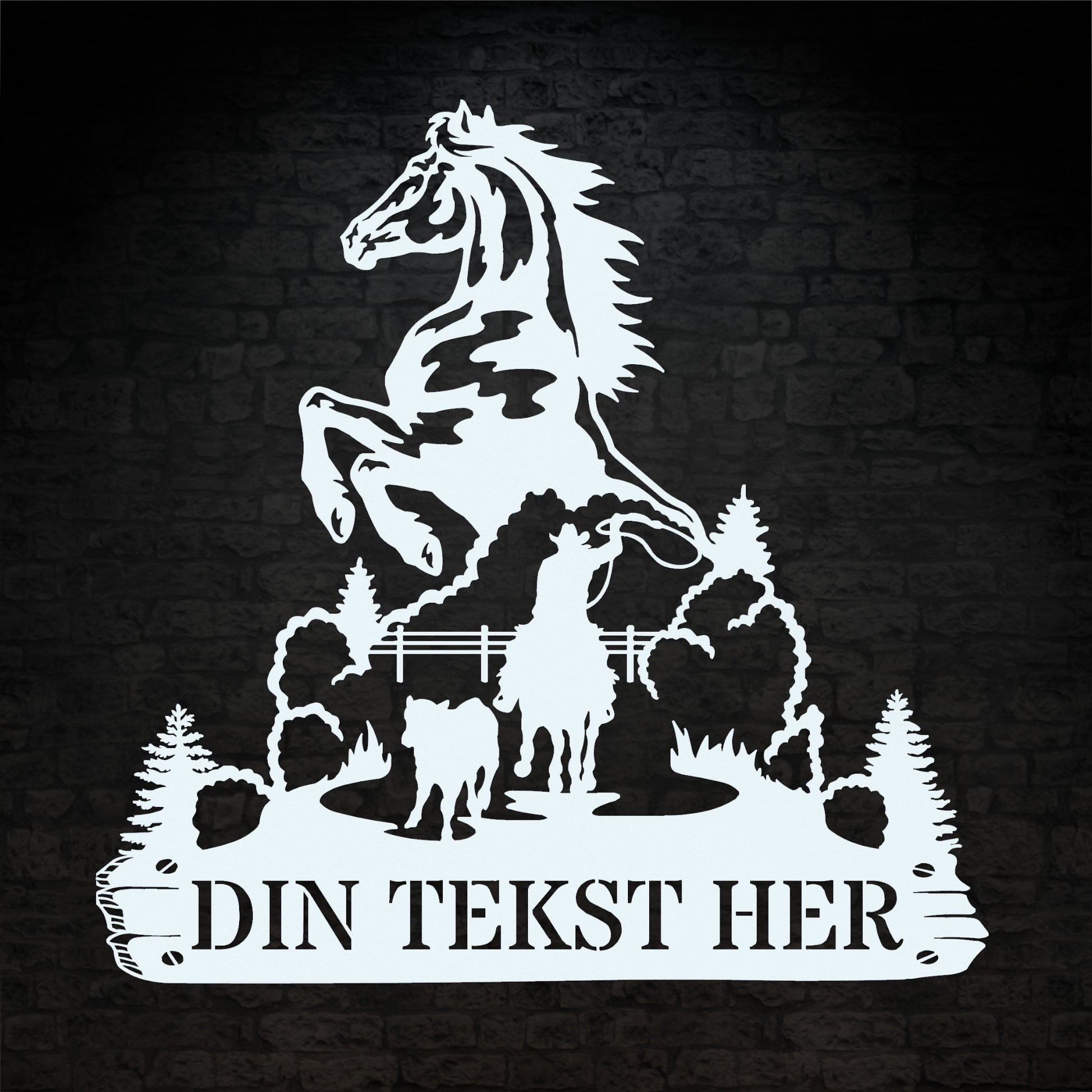 Personlig hest og cowboy metal vægskilt i hvid med tekst. Unik display til hestestalden