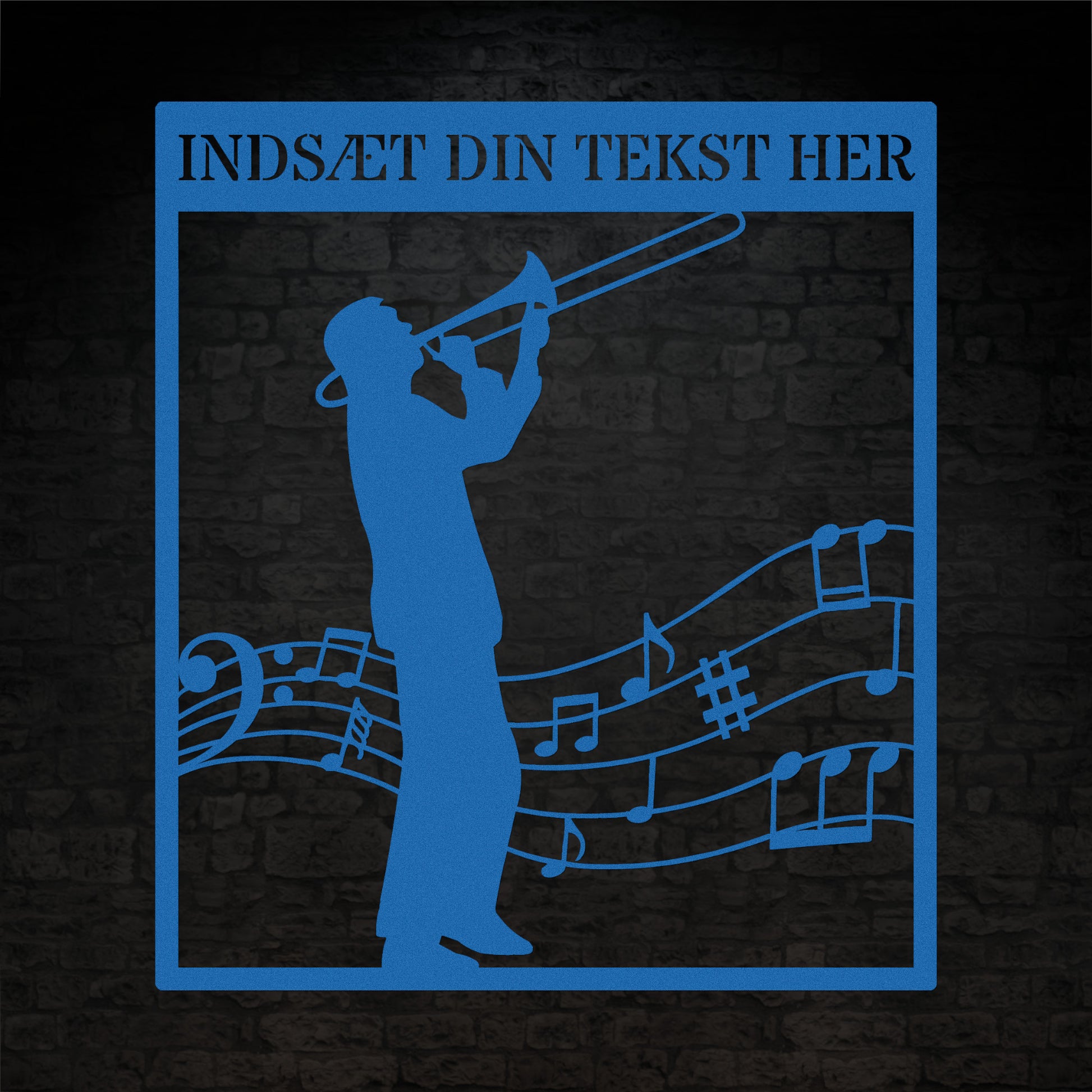 Personlig musiker metal vægskilt i blå med tekst. Unik trombonist gaveidé