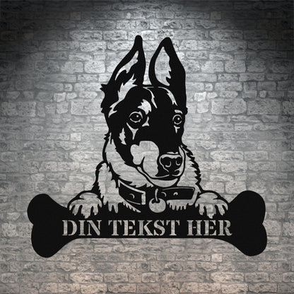 Personlig rat terrier metalskilt i sort med personlig tekst. Hundeejer gaveidé
