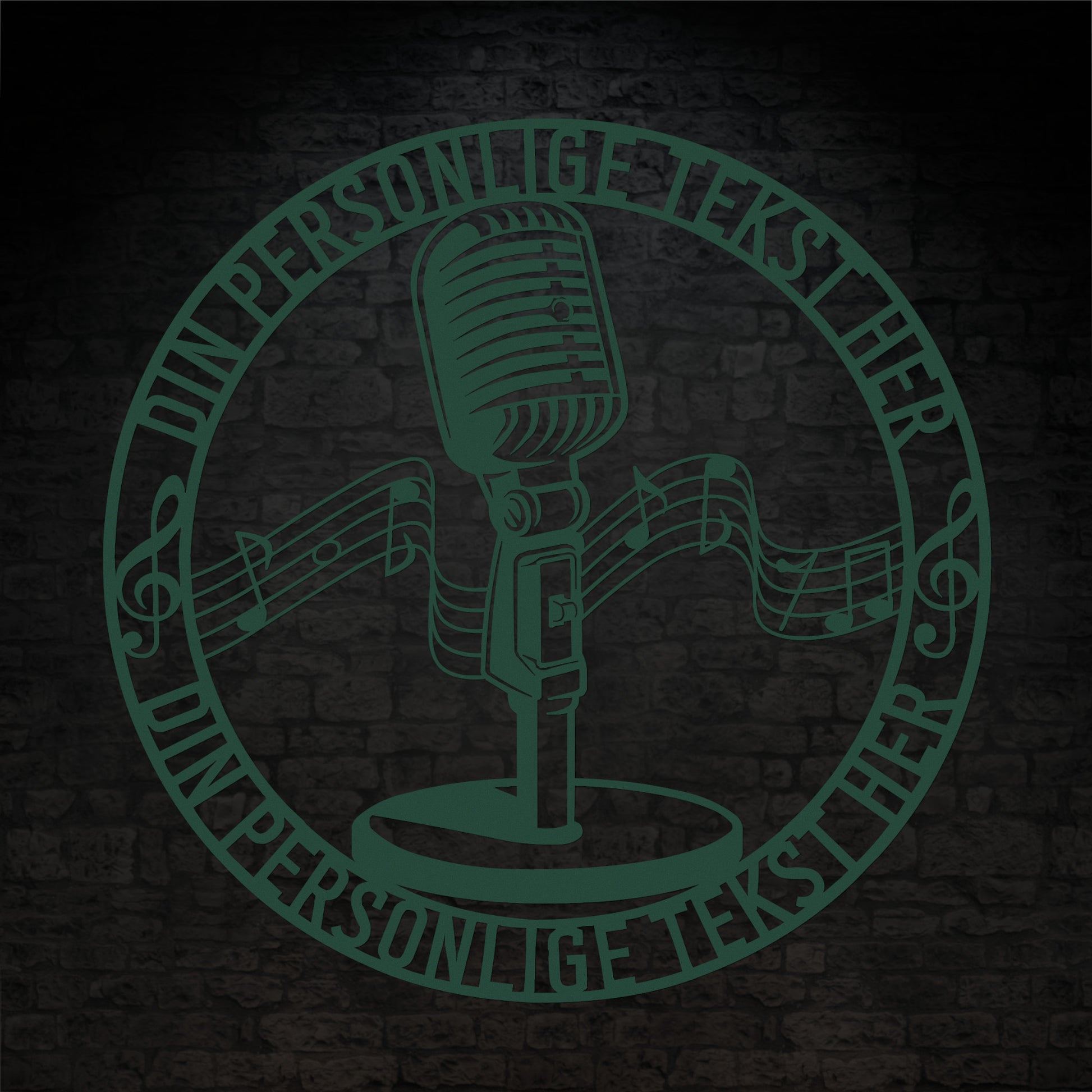 Personlig rund metal vægskilt i grøn med tekst. Unik mikrofon gaveidé til sangeren