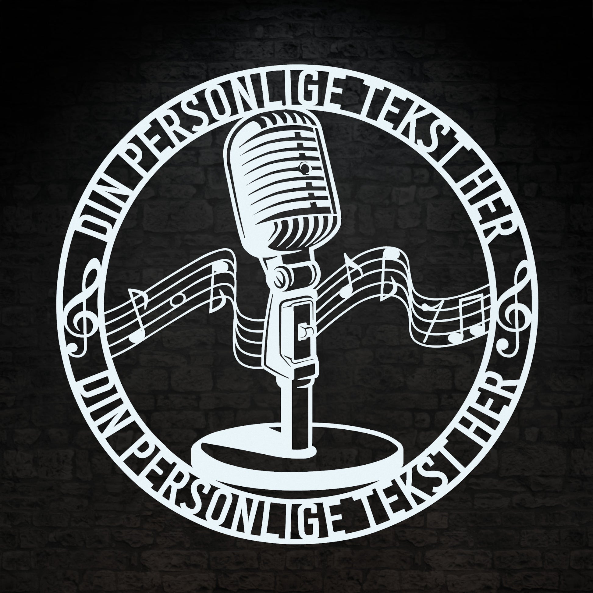 Personlig rund metal vægskilt i hvid med tekst. Unik mikrofon gaveidé til sangeren