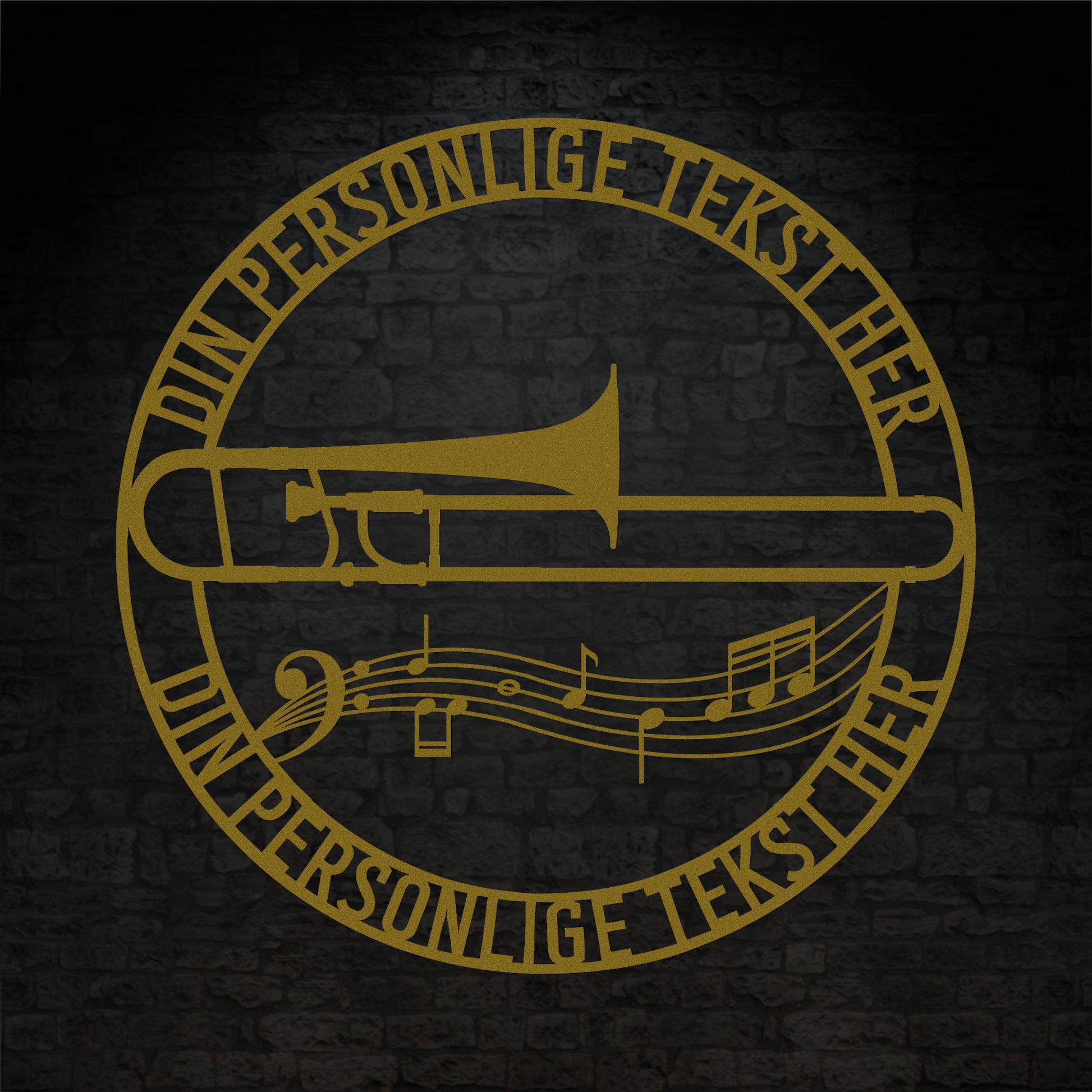 Rund trombone metal vægskilt i guld med personlig tekst. Unik gaveidé til muikeren