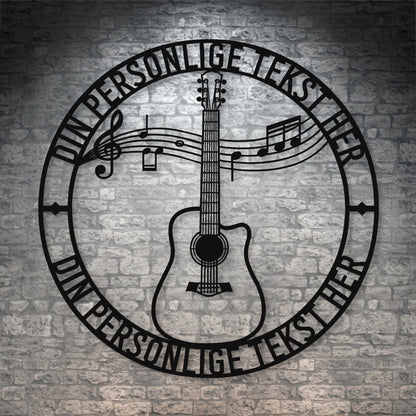 Sort guitar metalskilt med personlig tekst. musiker navneskilt gaveidé
