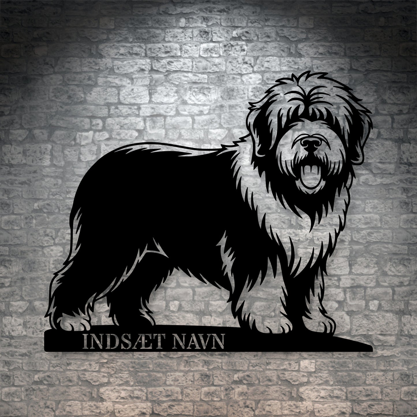 Stort Old English Sheepdog væg metalskilt med personlig navn. Unik Gaveide til hundeejeren