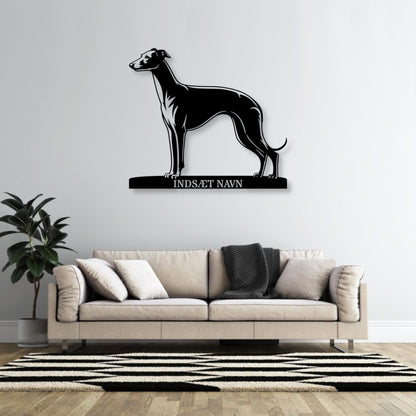 Stort Whippet væg metalskilt med personlig navn. Unik Gaveide til hundeejeren.