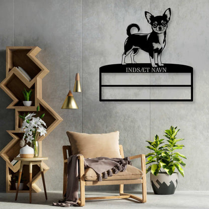 Stort laserskåret Chihuahua metalskilt med personlig navn til rosetter. Unik Gaveide til hundeejeren....