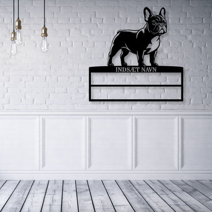 Stort laserskåret Fransk Bulldog metalskilt med personlig navn til rosetter. Unik Gaveide til hundeejer...