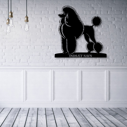 Stort puddelhund væg metalskilt med personlig navn. Unik Gaveide til hundeejeren..