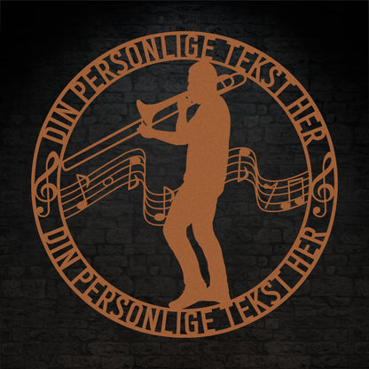 Unik mandlig trombonist metal vægskilt i kobber med personlig tekst. Unik musiker gaveidé