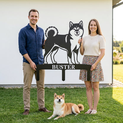 Personlig Shiba Inu metalskilt til haven med hundenavn