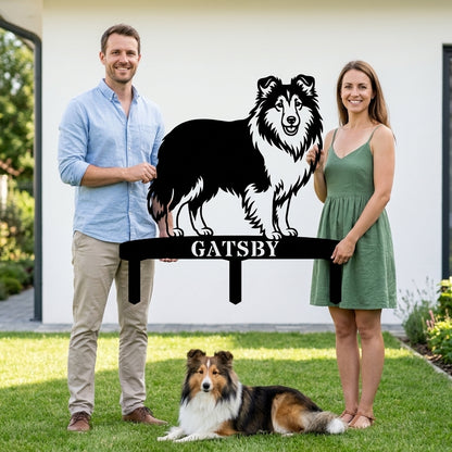 Personlig Shetland Sheepdog metalskilt til haven med hundenavn