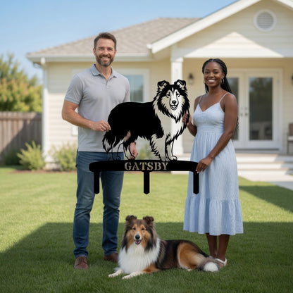 Personlig Shetland Sheepdog metalskilt til haven med hundenavn
