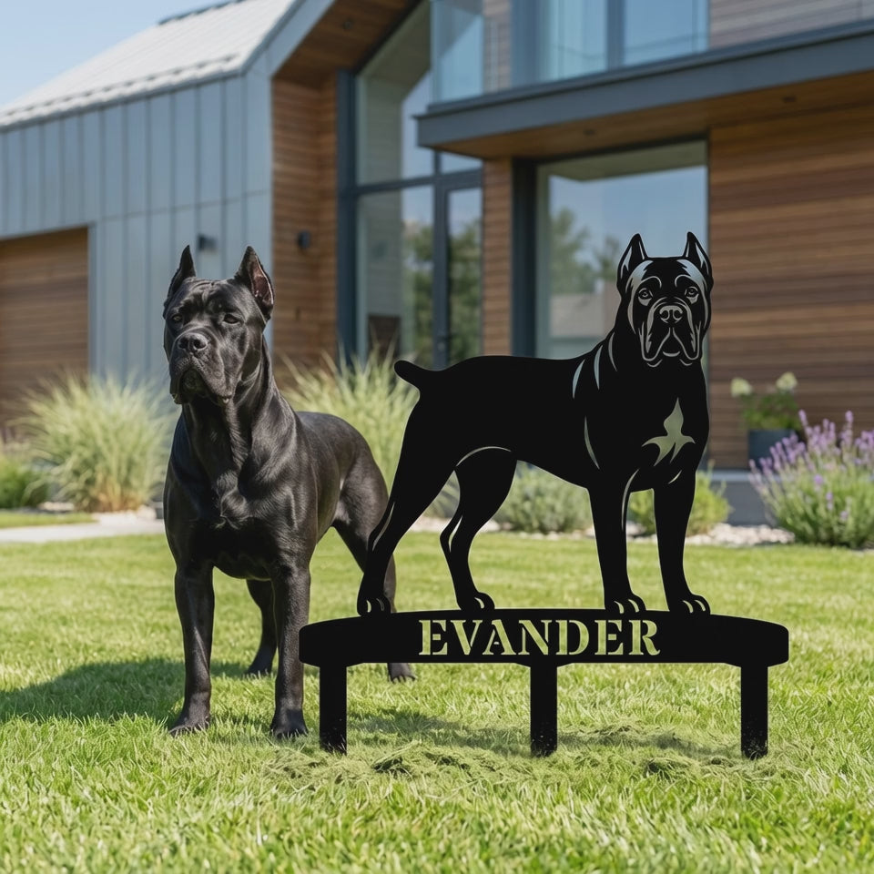 Personlig Cane Corso metalskilt til haven med hundenavn